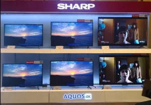 Bagusan TV Sharp atau Polytron