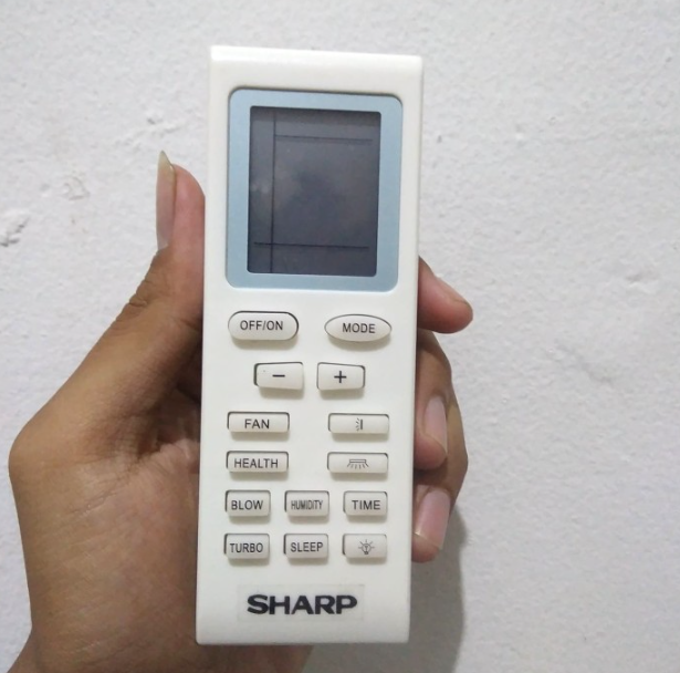 Layar Remote AC Sharp Tidak Muncul