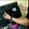 Cara Melepas TV dari Bracket