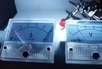 Perbedaan Voltmeter dan Amperemeter