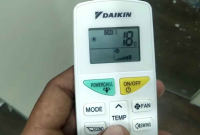 Remote AC Daikin Terkunci